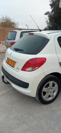 voitures-peugeot-207-2012-ain-oulmene-setif-algerie