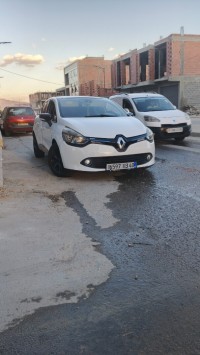 سيارات-renault-clio-4-2013-المحمل-خنشلة-الجزائر
