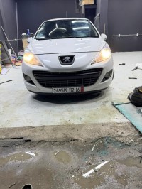 سيارات-peugeot-207-2012-الرغاية-الجزائر