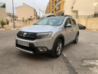 سيارات-dacia-sandero-2017-بومرداس-الجزائر