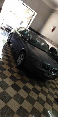 سيارات-mercedes-classe-c-2002-220-exclusive-معسكر-الجزائر