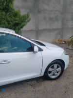 voitures-renault-megane-3-2012-mila-algerie