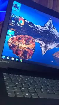 Lenovo laptop 330 
