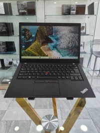  Lenovo ThinkPad T470s Core i7 20Go RAM SSD 512 Go très bon état 