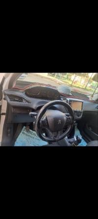 cars-peugeot-2008-2015-active-bejaia-algeria