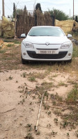 moyenne-berline-renault-megane-3-2011-dynamique-bouguirat-mostaganem-algerie