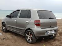 moyenne-berline-volkswagen-fox-2006-jijel-algerie