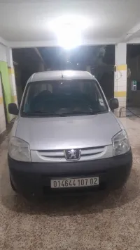 Peugeot بارتنار 2007 
