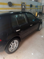 voitures-volkswagen-golf-4-2000-ghardaia-algerie