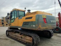 Volvo Pelle sur chenille EC300DL 2015