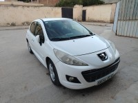 سيارات-peugeot-207-2012-الشلف-الجزائر