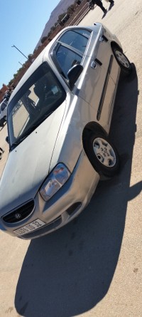سيارات-hyundai-accent-2010-البيض-الجزائر