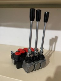 قطع-غيار-المركبات-distributeur-hydraulique-الخروب-قسنطينة-الجزائر