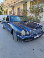 voitures-mercedes-classe-e-1996-tissemsilt-algerie