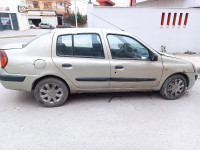 voitures-renault-clio-2024-clacic-el-khroub-constantine-algerie