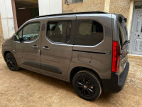 utilitaire-fiat-doblo-2024-familiale-bordj-el-kiffan-alger-algerie