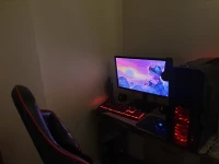 Pc Gamer avec tous ces accessoires + chaise Gaming + Ecran 