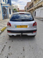 voitures-peugeot-206-plus-2011-batna-algerie