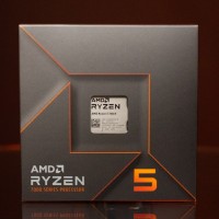 عرض خاص AMD Ryzen 5  7600X جديد Box ضمان 3 أشهر توصيل مجاني