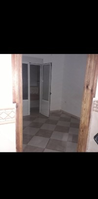 شقة-كراء-غرفتين-الجزائر-برج-الكيفان