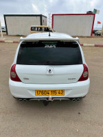 voitures-renault-clio-campus-2015-cherchell-tipaza-algerie