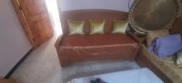 الأرائك-و-الكنب-fauteuil-salon-canape-capitonne-زرالدة-الجزائر