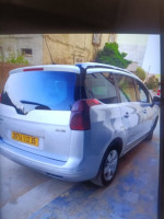 voitures-peugeot-5008-2012-family-birkhadem-alger-algerie