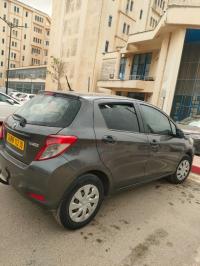 سيارات-toyota-yaris-2012-hatchbak-تيسمسيلت-الجزائر