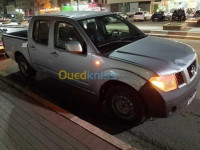 voitures-nissan-navara-2014-elegance-4x2-dar-el-beida-alger-algerie