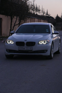 voitures-bmw-serie-5-2011-exclusive-batna-algerie