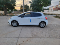 voitures-peugeot-208-2018-allure-facelift-constantine-algerie