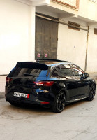 moyenne-berline-seat-leon-2015-fr15-cheraga-alger-algerie