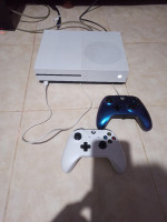 xbox-one-s-1tr-2-manettes-game-pass-reghaia-alger-algerie