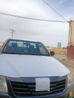 utilitaire-toyota-hilux-2014-legend-sc-4x2-algerie