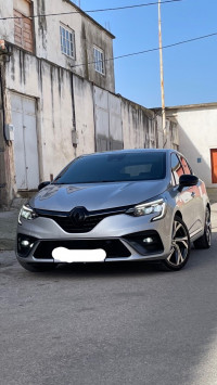 voitures-renault-clio-5-2023-rs-line-annaba-algerie