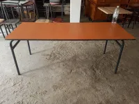 Fabrication les châsies et table scolaire