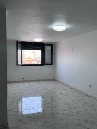 شقة-بيع-4-غرف-الجزائر-برج-البحري