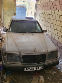 سيارات-mercedes-classe-e-1994-الواد-الوادي-الجزائر