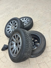 إطارات-وعجلات-4-roues-completes-avec-jantes-tres-bon-etat-skoda-الحراش-الجزائر