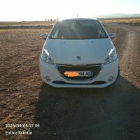 cars-peugeot-208-2014-allure-ouled-rechache-khenchela-algeria