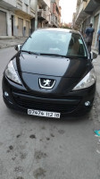 voitures-peugeot-207-2012-taher-jijel-algerie