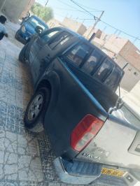 السيارات-النفعية-nissan-navara-2009-عين-الملح-المسيلة-الجزائر
