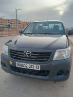 utilitaire-toyota-hilux-2013-tlemcen-algerie