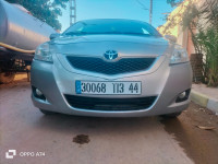 voitures-toyota-yaris-sedan-2013-el-attaf-ain-defla-algerie