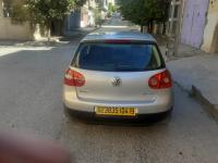 سيارات-volkswagen-golf-5-2004-خليل-برج-بوعريريج-الجزائر