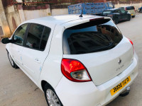 voitures-renault-clio-3-2012-tizi-ouzou-algerie