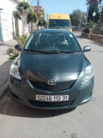 berline-toyota-yaris-sedan-2013-algerie