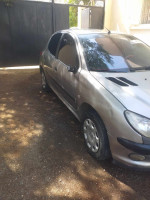 voitures-peugeot-206-2002-chiffa-blida-algerie