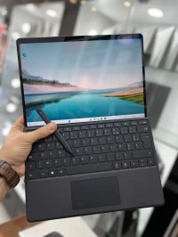 Microsoft SurFace Pro 9 13" - i5 1235U - 8Gb Ram - 256Gb SSD - Intel Iris Xe Graphics 