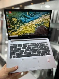 HP Laptop 14s FHD - i5 10210U - 8Gb - 256Gb - Intel UHD Graphics 